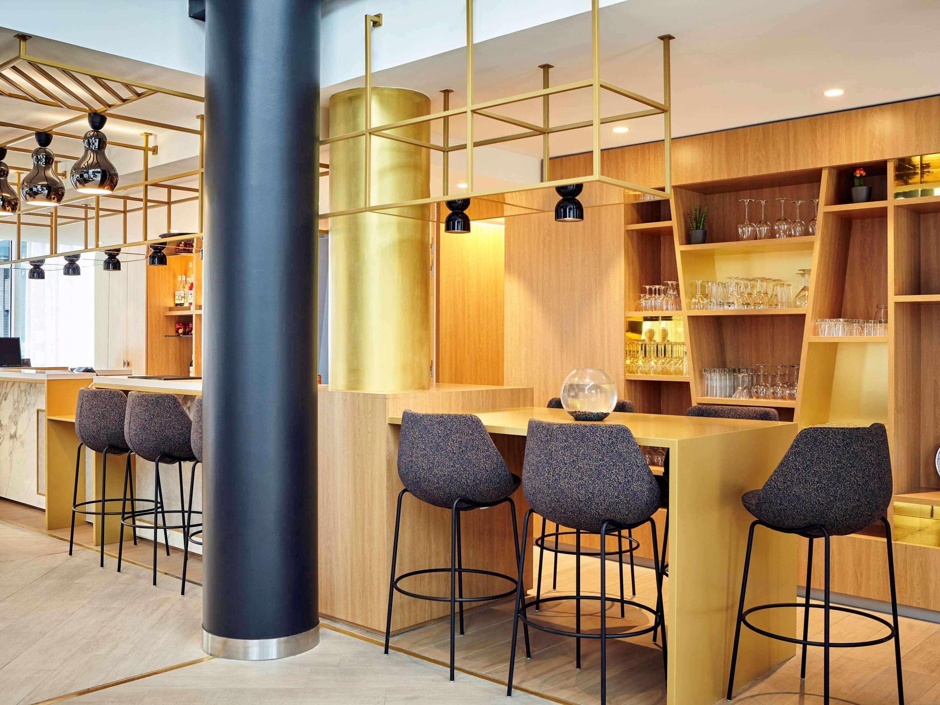Hotel Mercure Paris La Defense Grande Arche 4*
