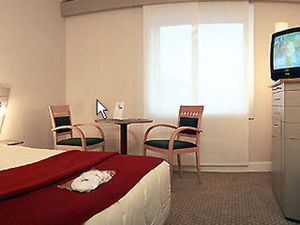 Mercure Paris La Defense Grande Arche Hotel Nanterre