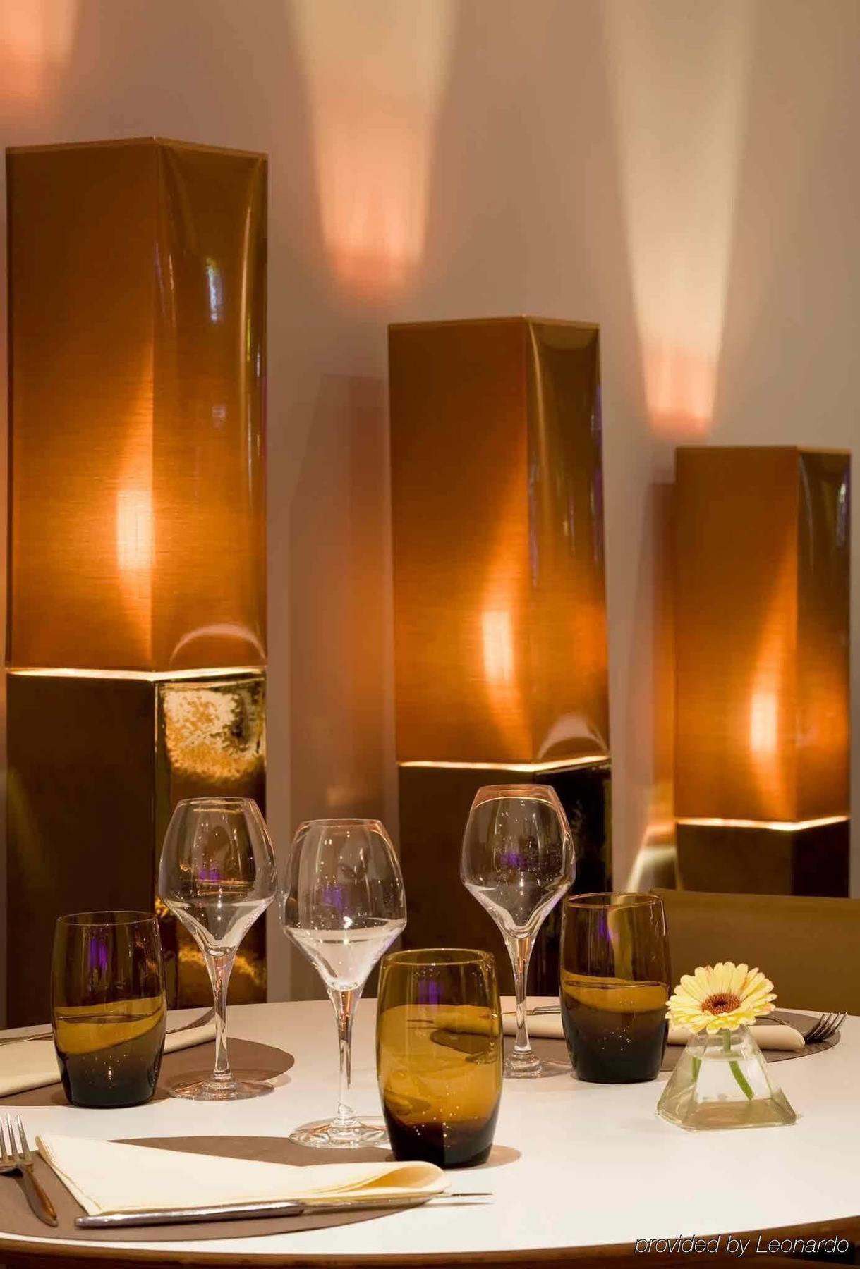 Mercure Paris La Defense Grande Arche 4*
