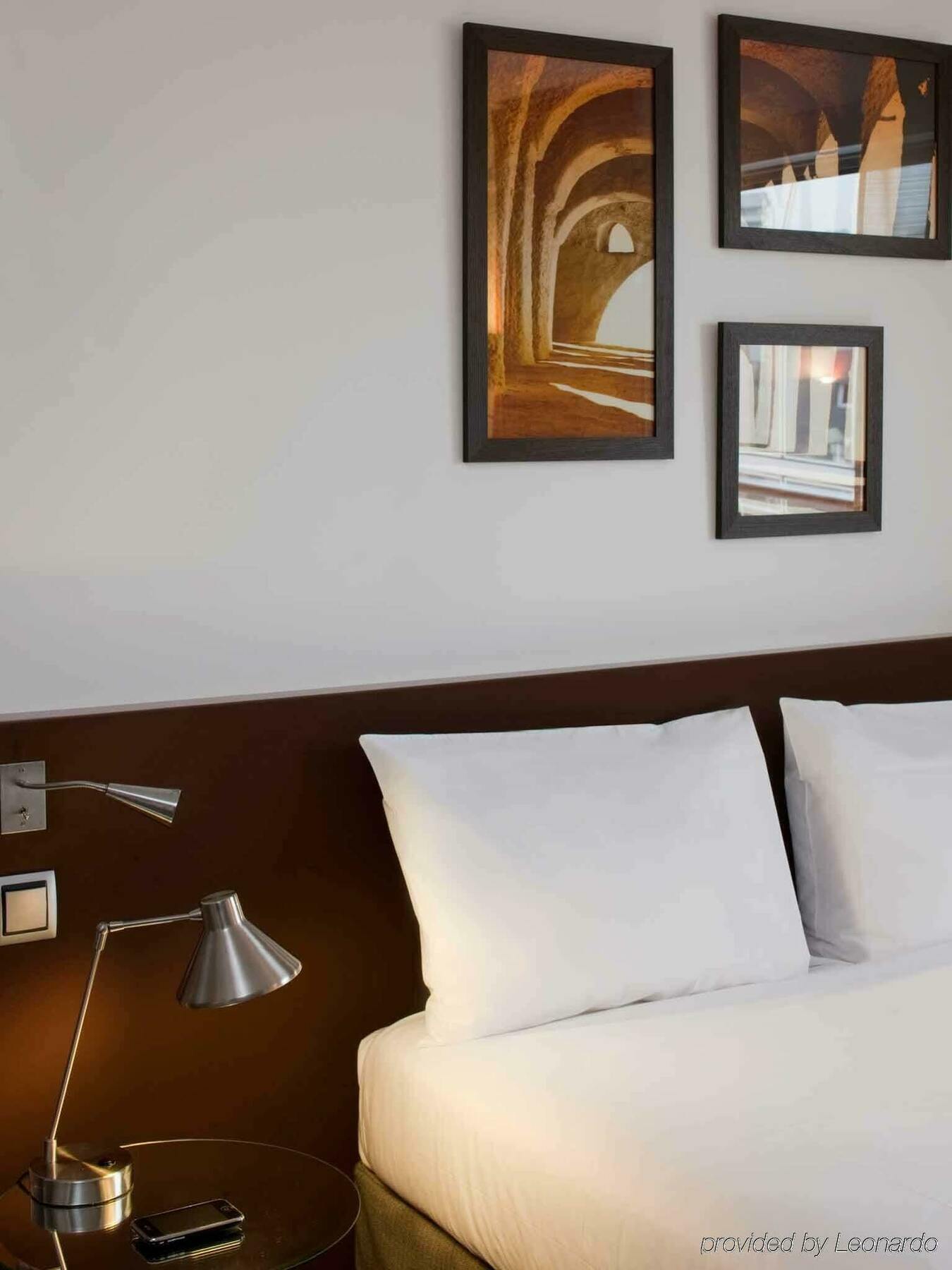 Mercure Paris La Défense Grande Arche Hotel 4*