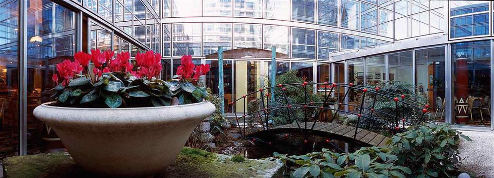 Hotel Mercure Paris La Defense Grande Arche 4*